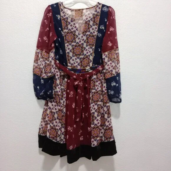 Anthropologie Maeve Quartier Latin Embroidered Patchwork Velvet Floral Dress - Picture 4 of 10